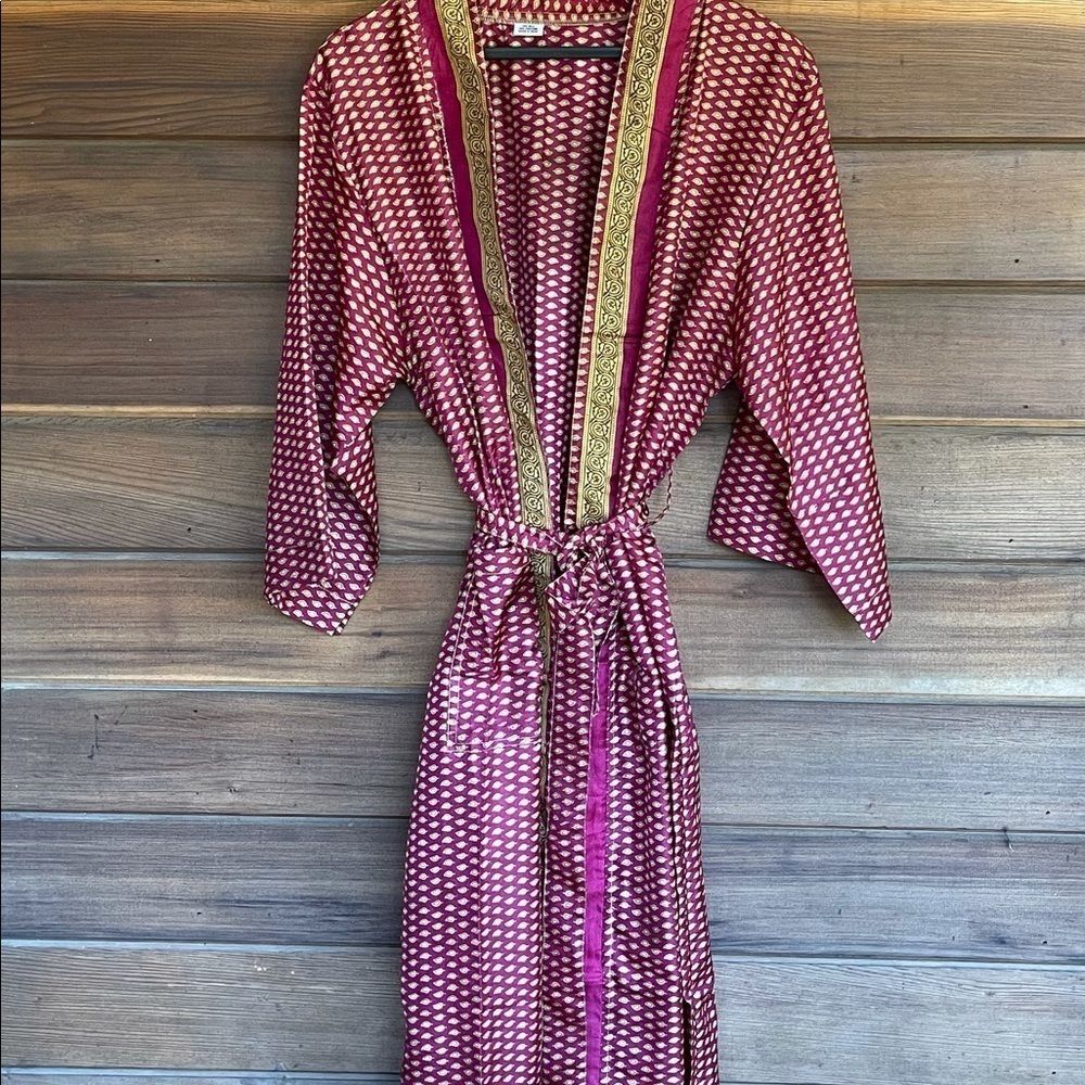 Beautiful kimono or robe made from recycled silk sarees O/S